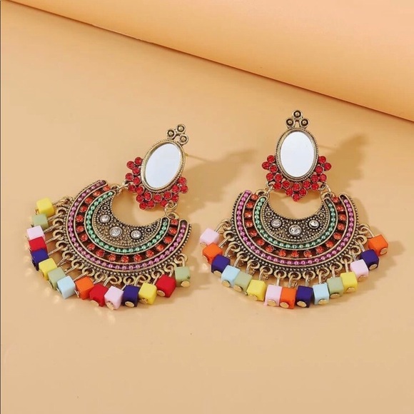 Jewelry - EARRINGS NWOT